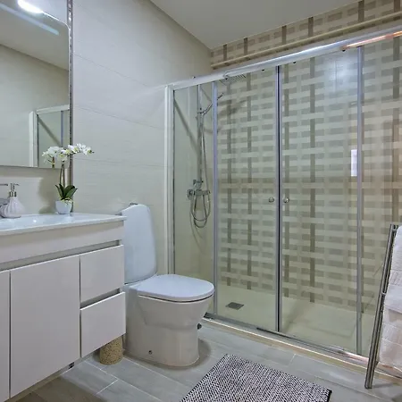 Carla Apartment